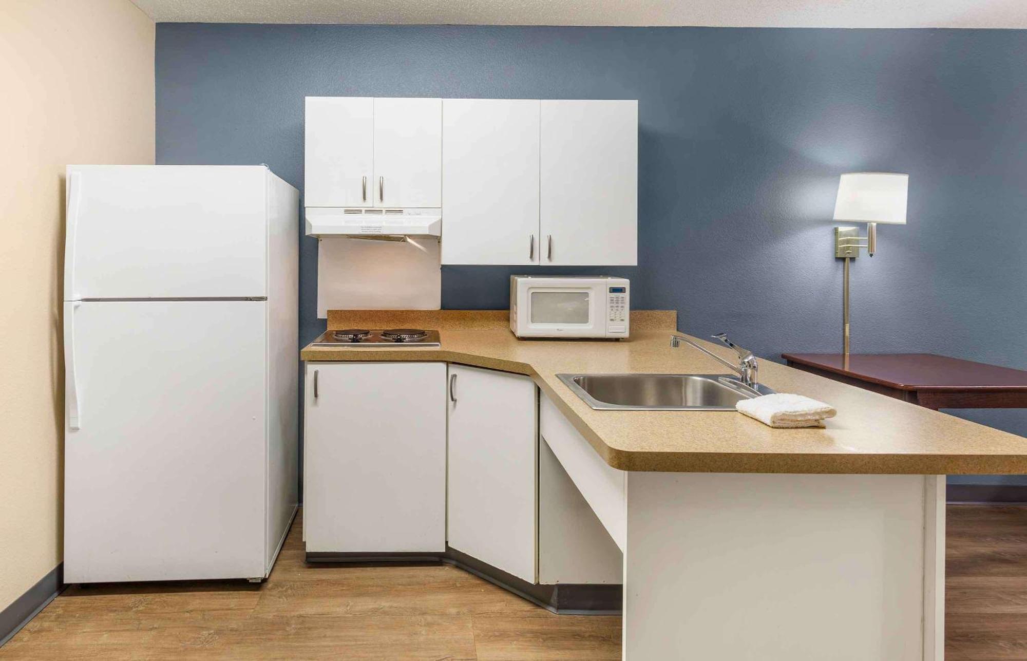 Extended America - - Germantown West Hotel 2*