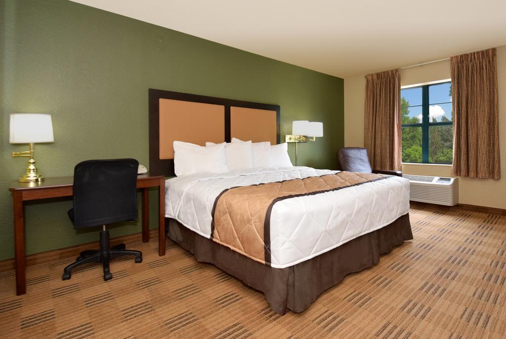 Extended America - - Germantown West Hotel